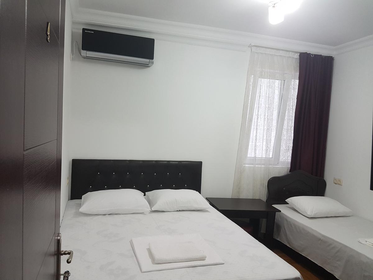 Pheria Batumi Exterior photo